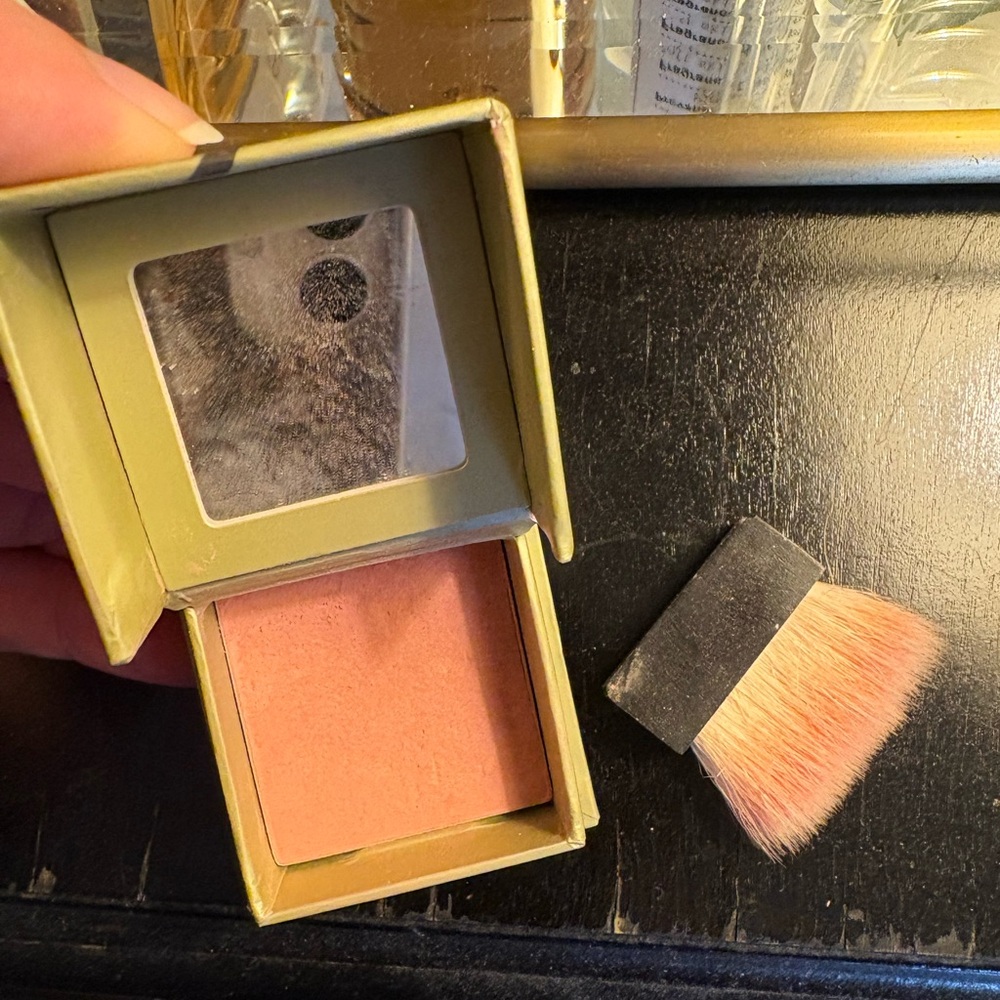 Makeup Bundle - Picture 3 of 12